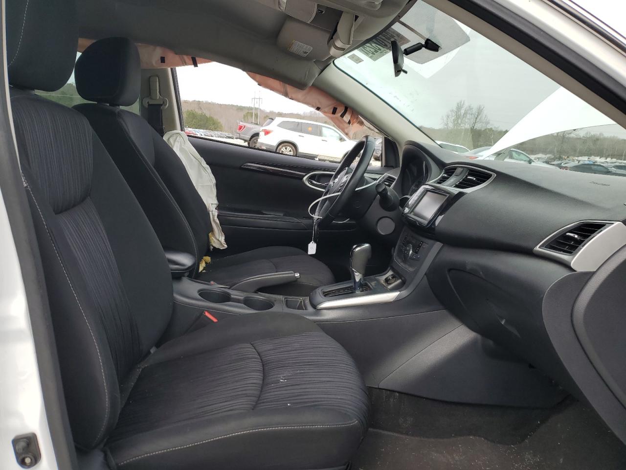 2019 Nissan Sentra - Image 7