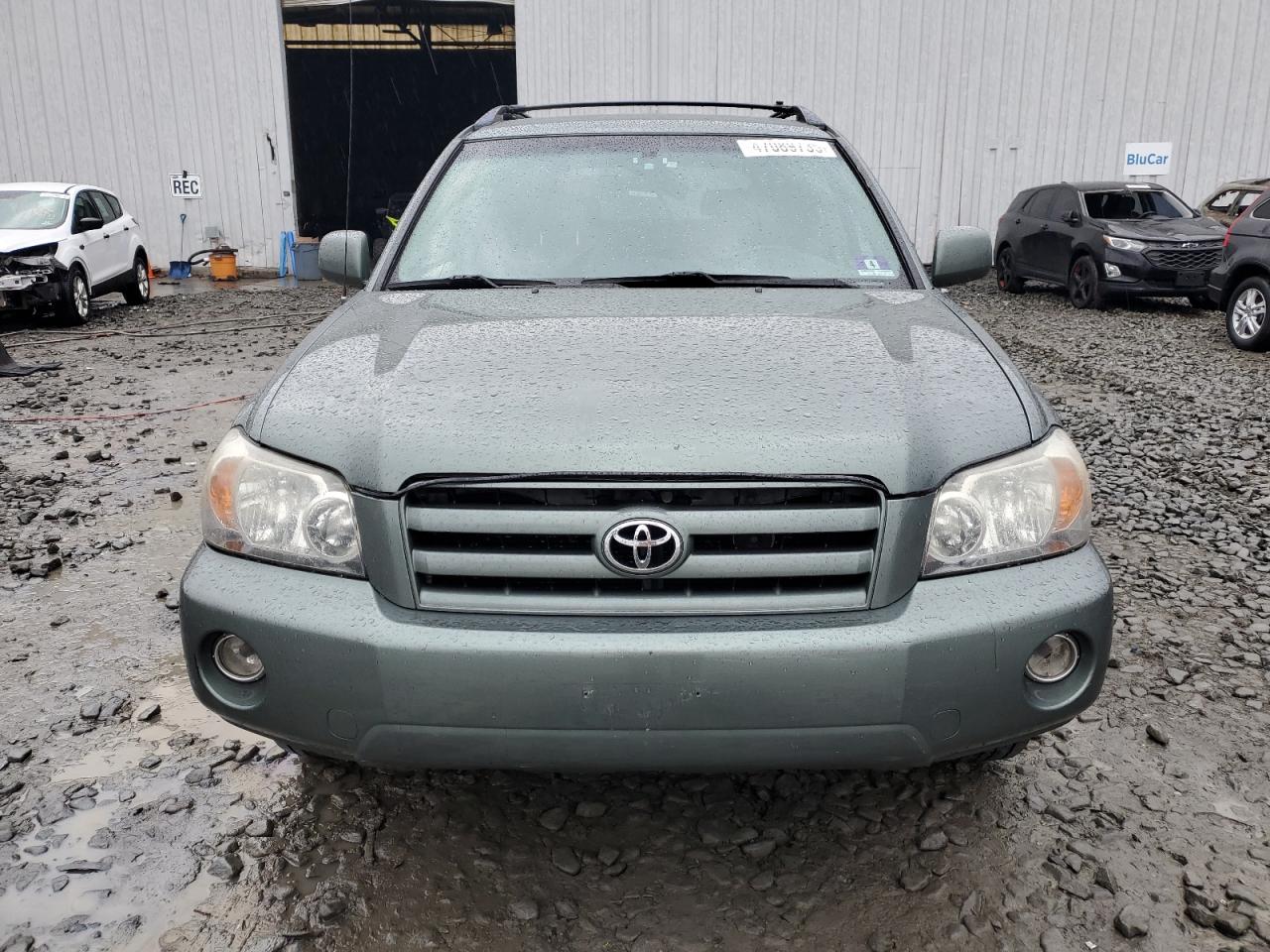 2004 Toyota Highlander - Image 5