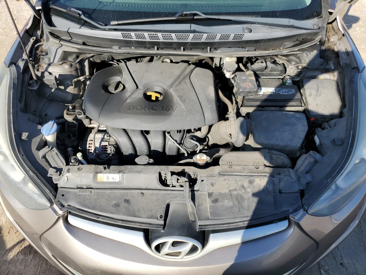 2015 Hyundai Elantra - Image 13