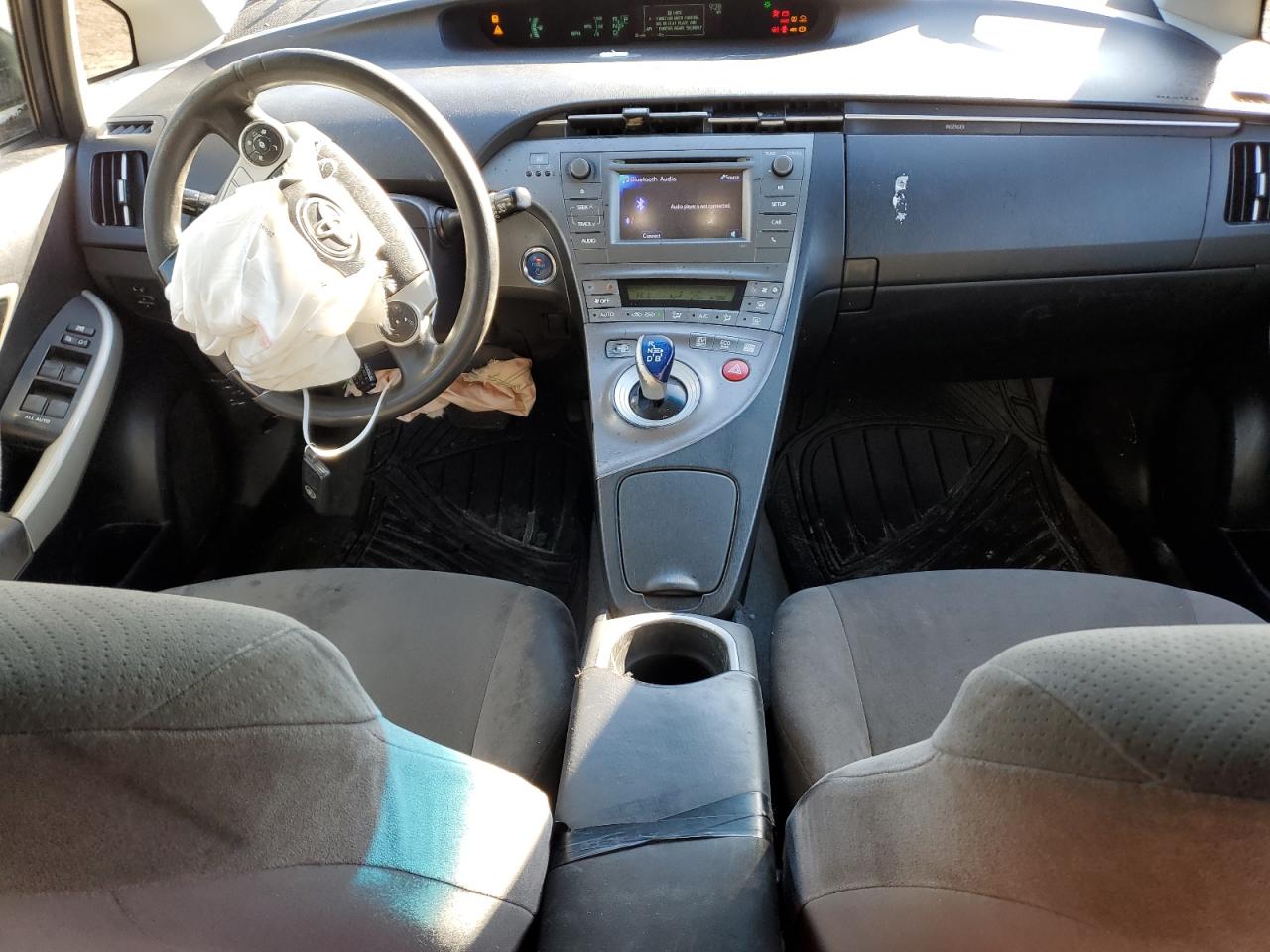 2014 Toyota Prius - Image 8