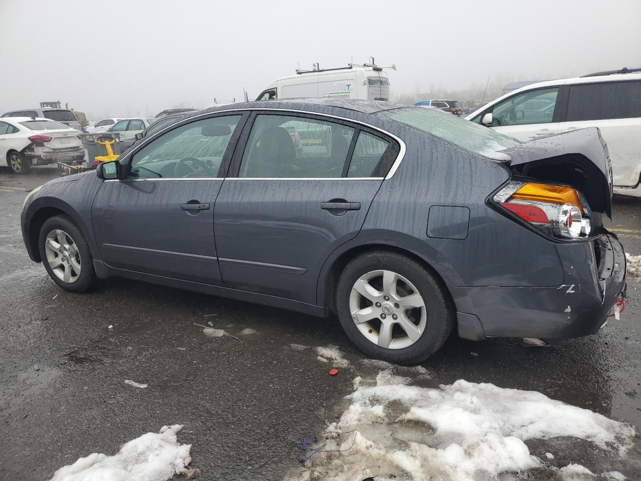 2009 Nissan Altima - Image 2