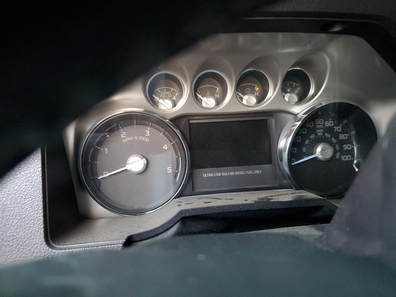 2014 Ford F350 - Image 9