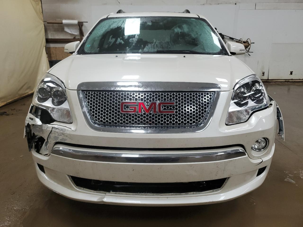 2011 GMC Acadia - Image 5
