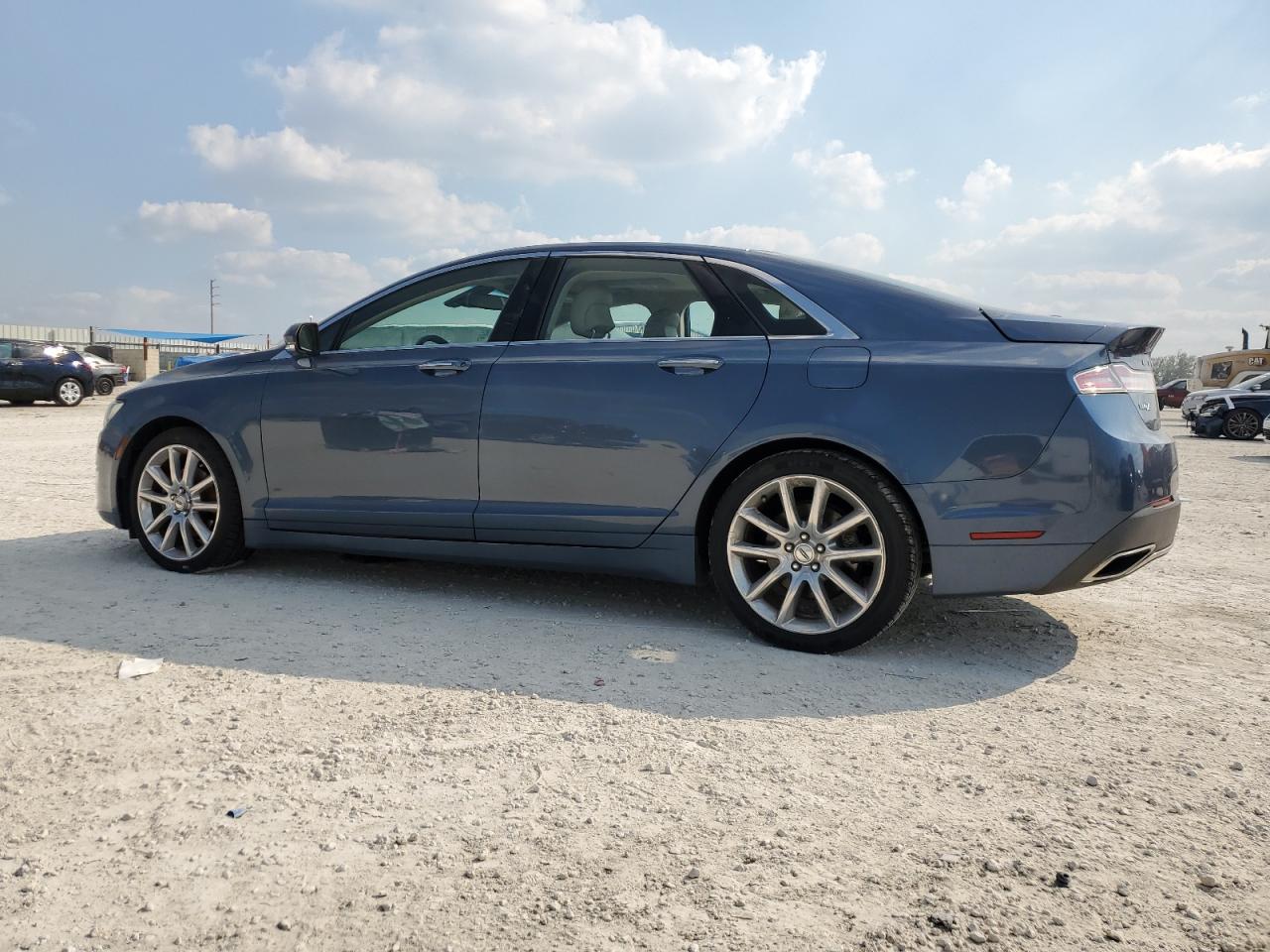 2018 Lincoln MKZ - Image 2