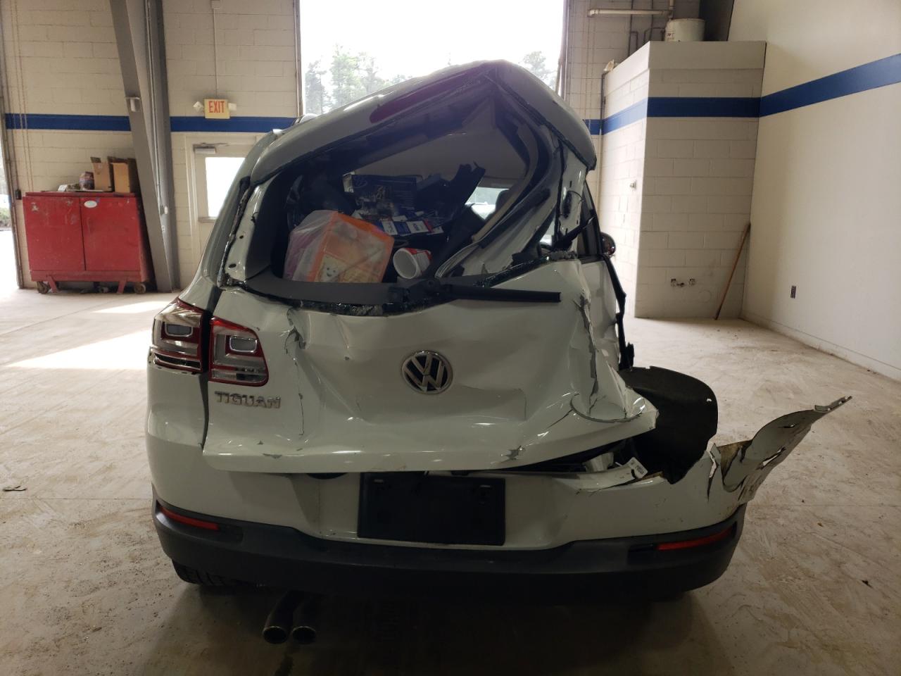2016 Volkswagen Tiguan - Image 6
