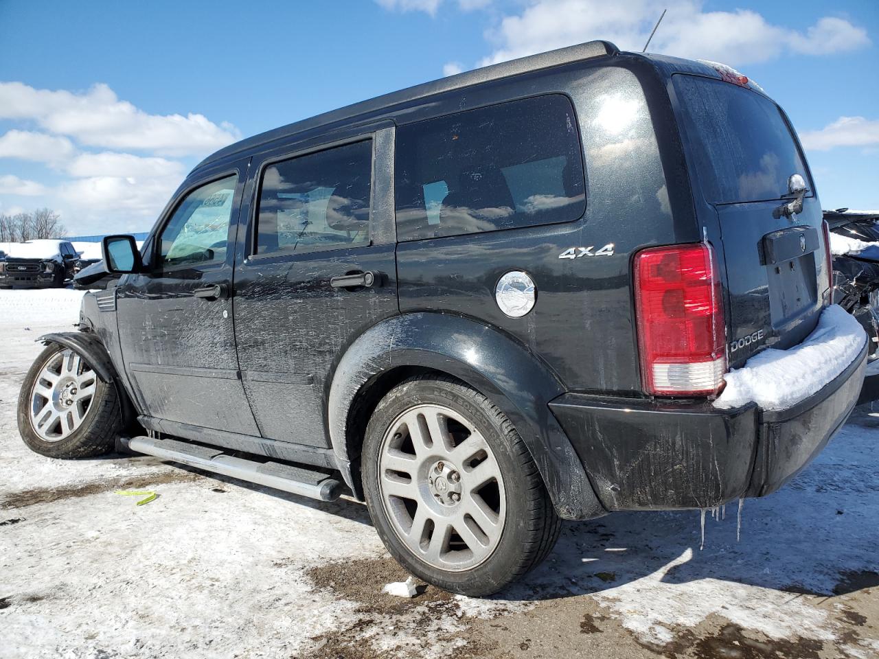 2010 Dodge Nitro - Image 2