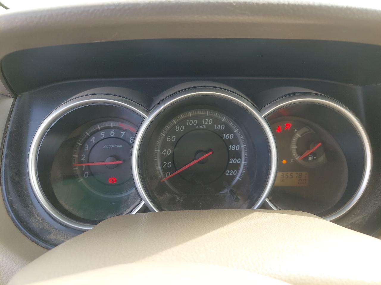 3N1BC1A62BL353776 - 2011 Nissan Tiida - #46769385