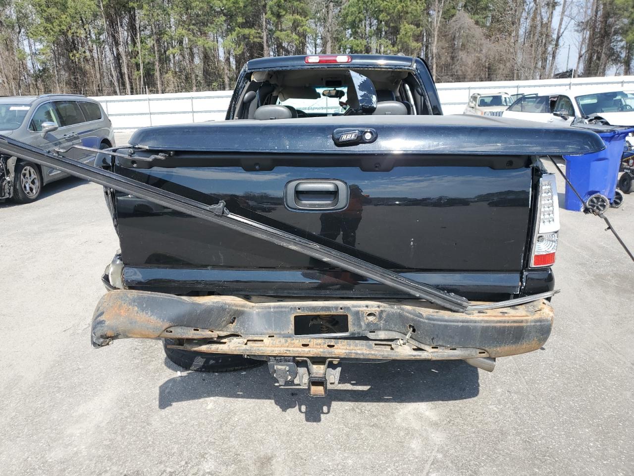 2004 Chevrolet Silverado - Image 6
