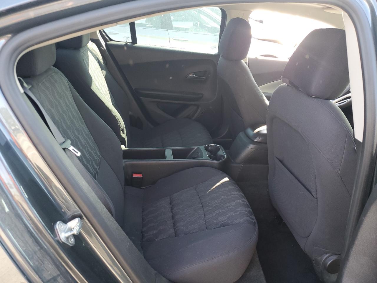 2013 Chevrolet Volt - Image 11