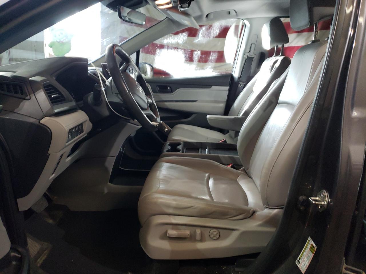 2018 Honda Odyssey - Image 7