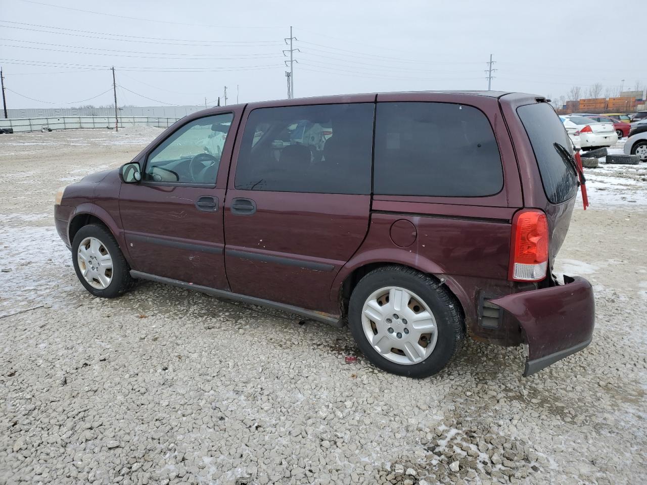 2008 Chevrolet Uplander - Image 2