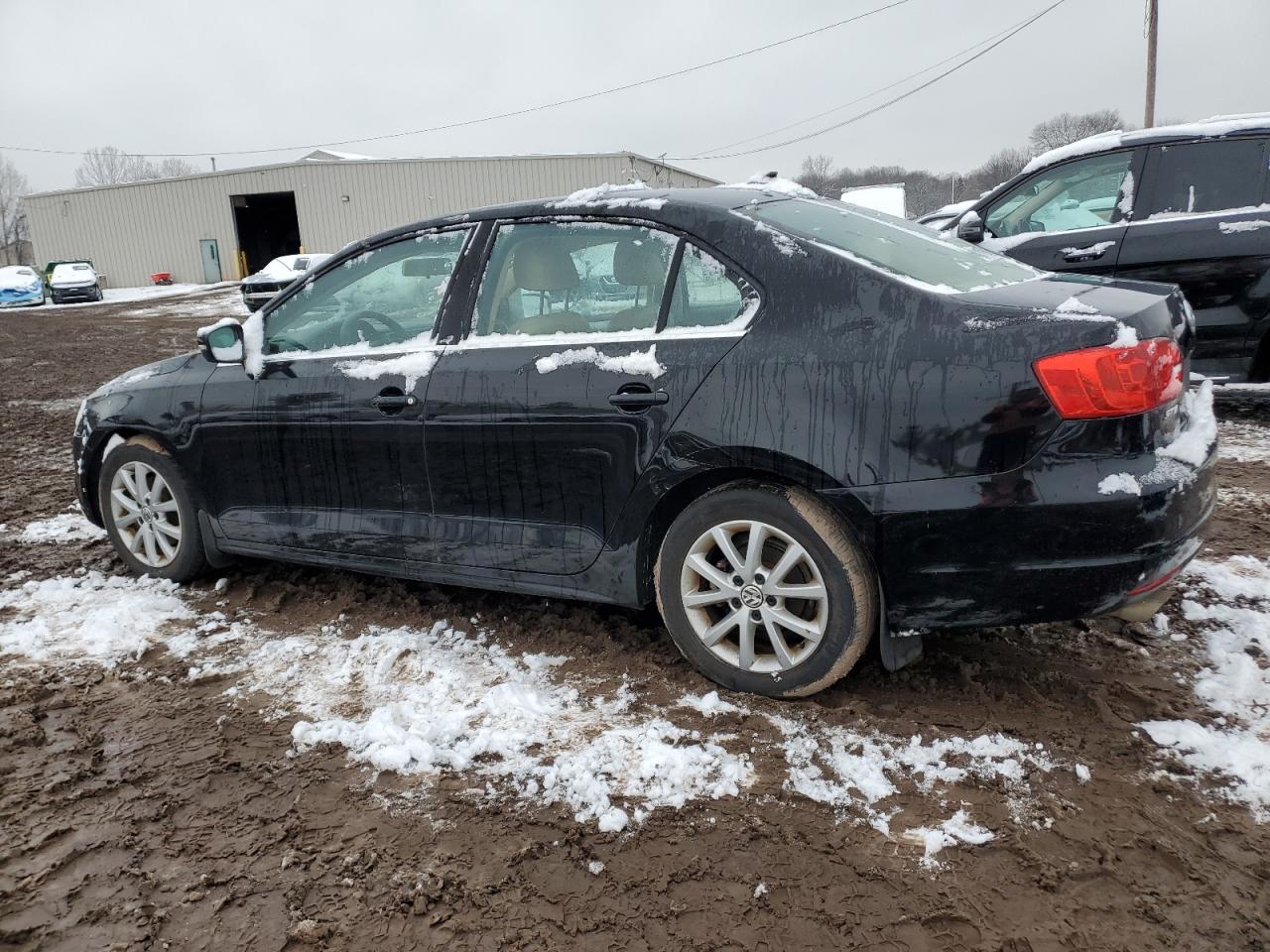 2014 Volkswagen Jetta - Image 2