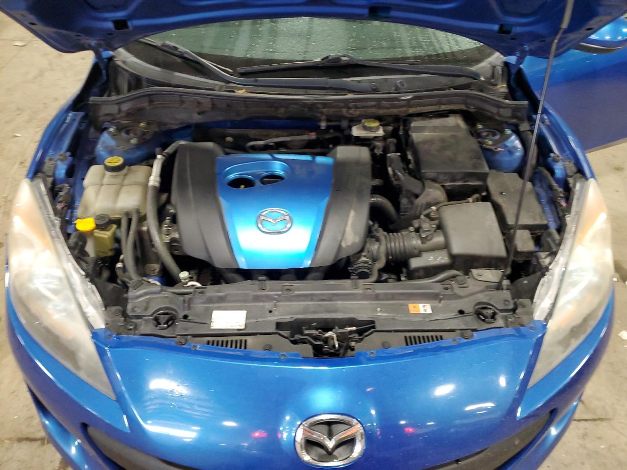 2012 Mazda 3 - Image 11
