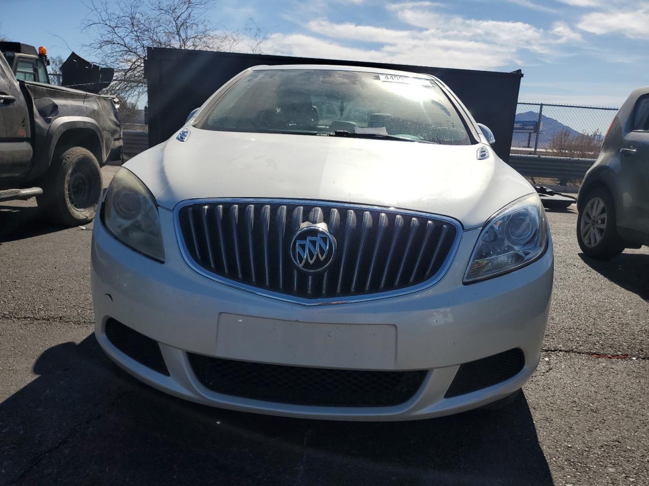 2016 Buick Verano - Image 5