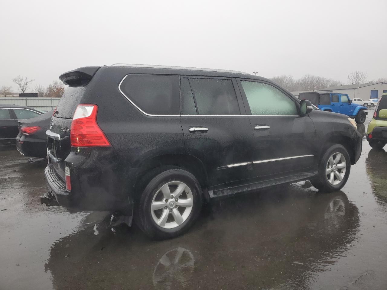 2010 Lexus GX - Image 3