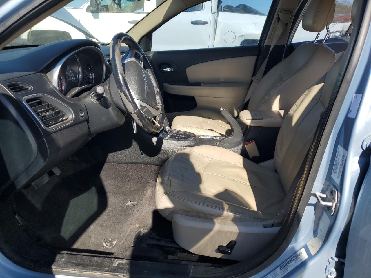2012 Chrysler 200 - Image 7