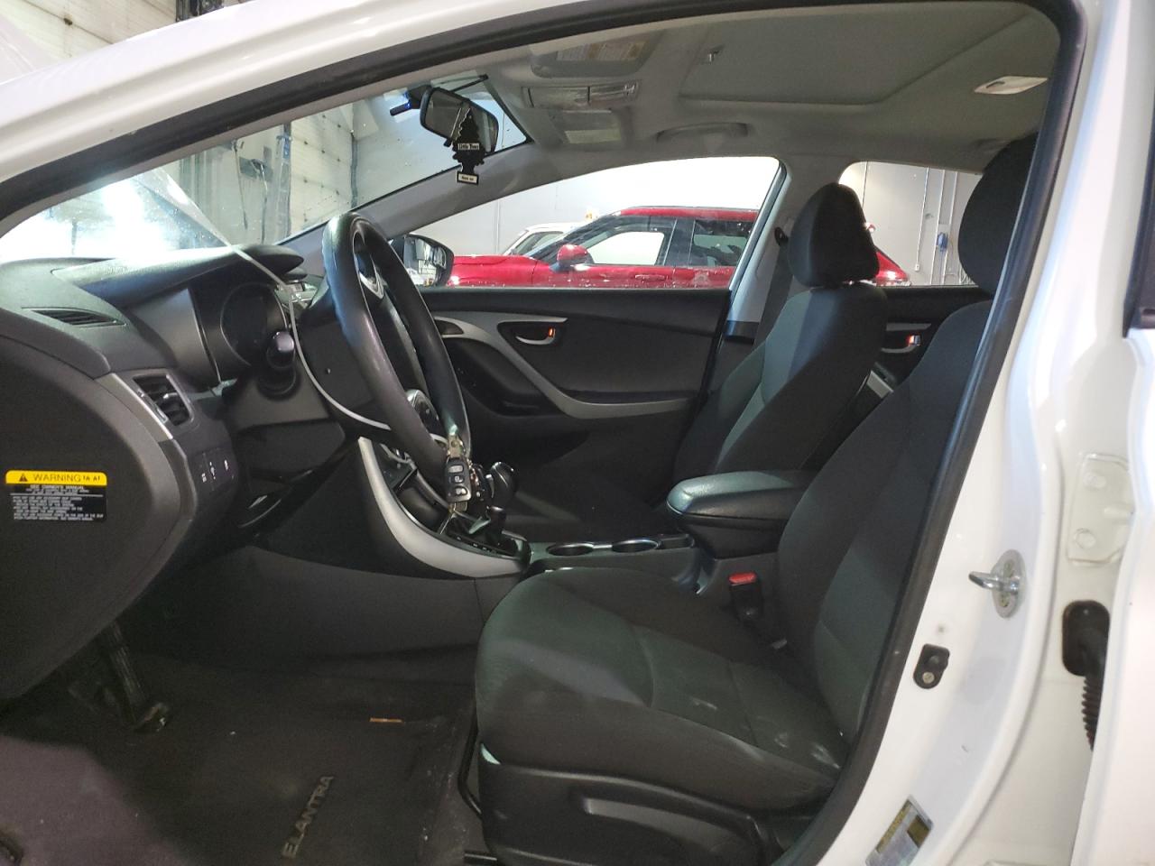 2016 Hyundai Elantra - Image 7