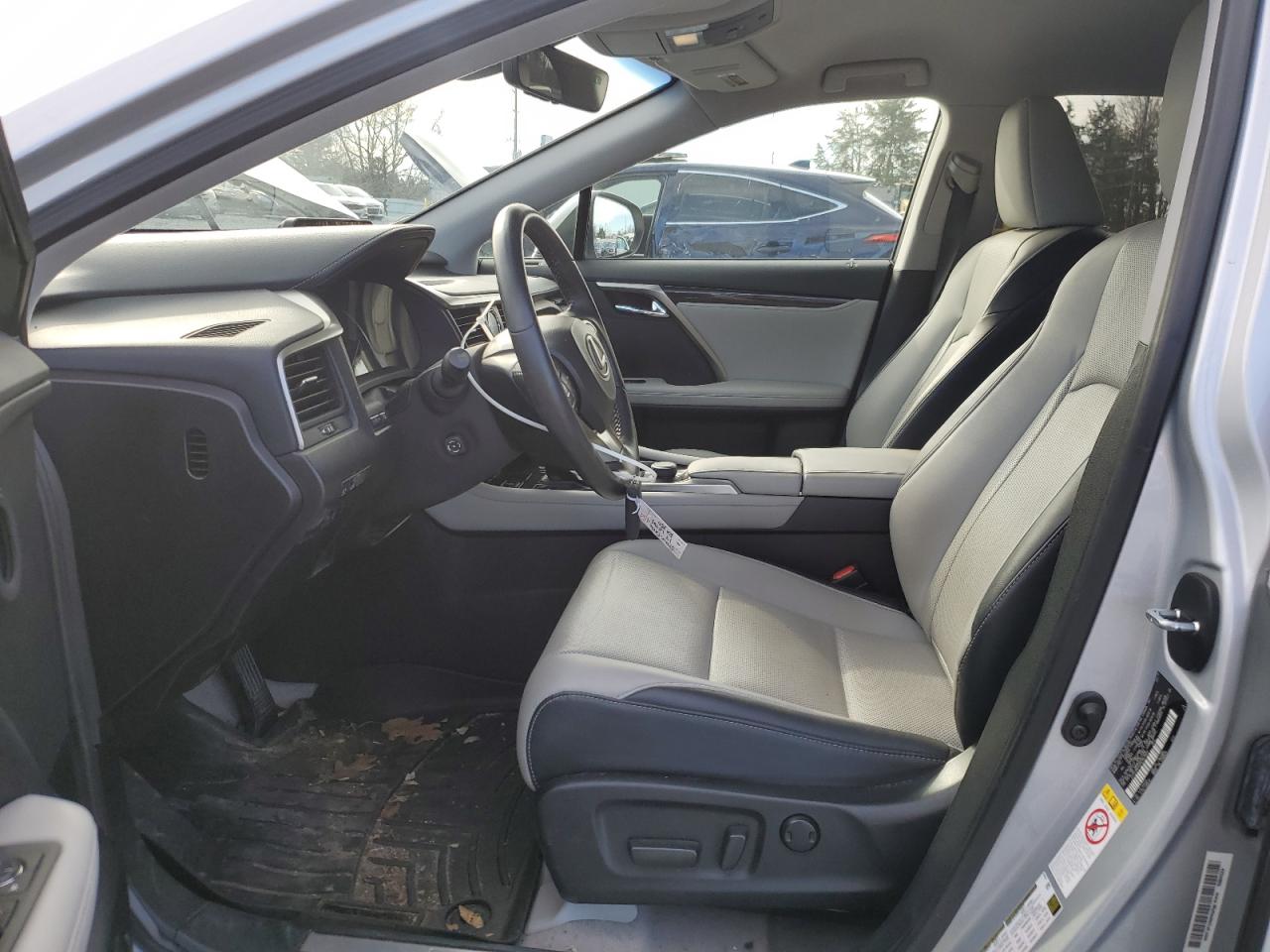 2017 Lexus RX - Image 7