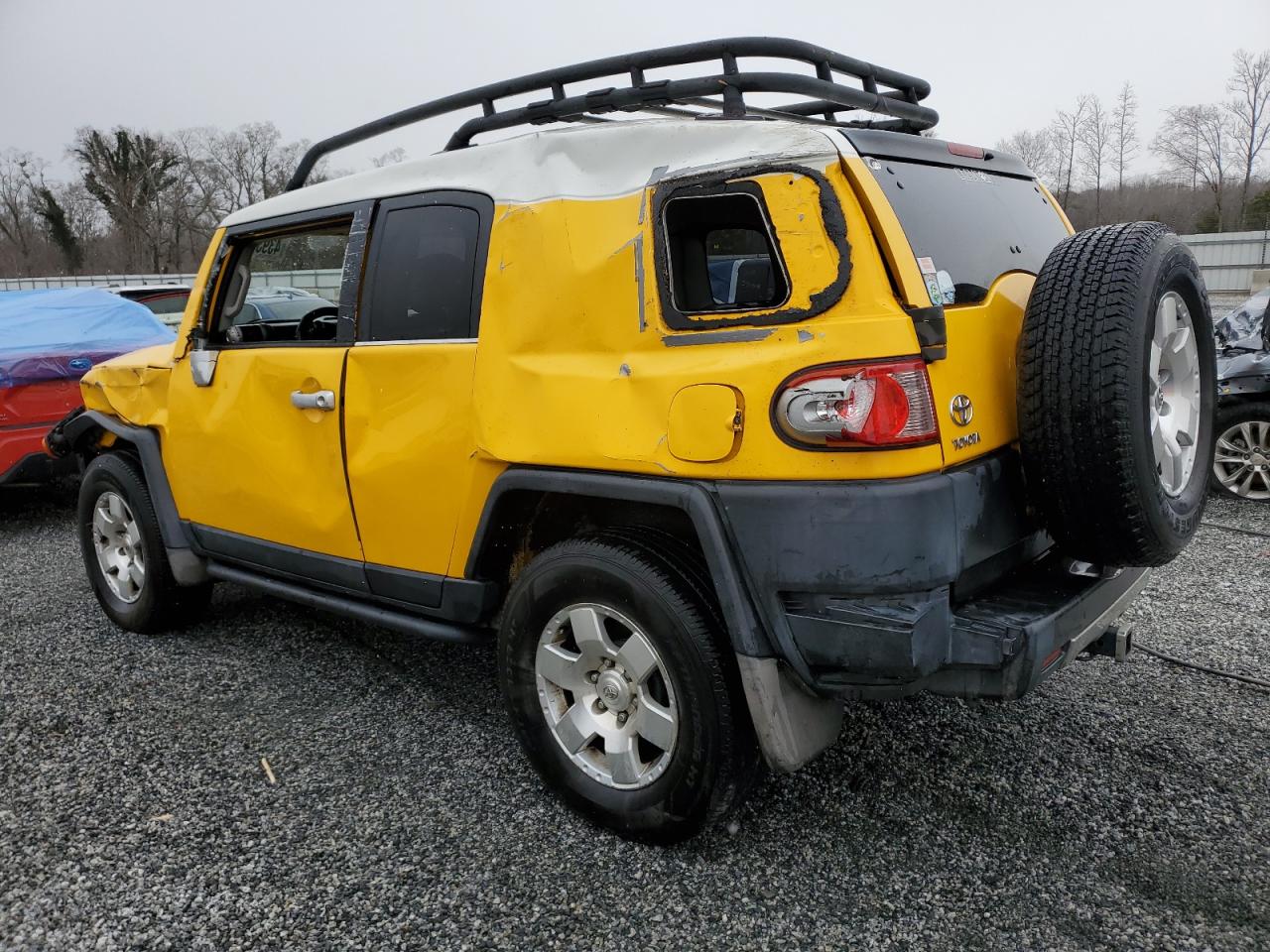 2007 Toyota FJ Cruiser - Image 2