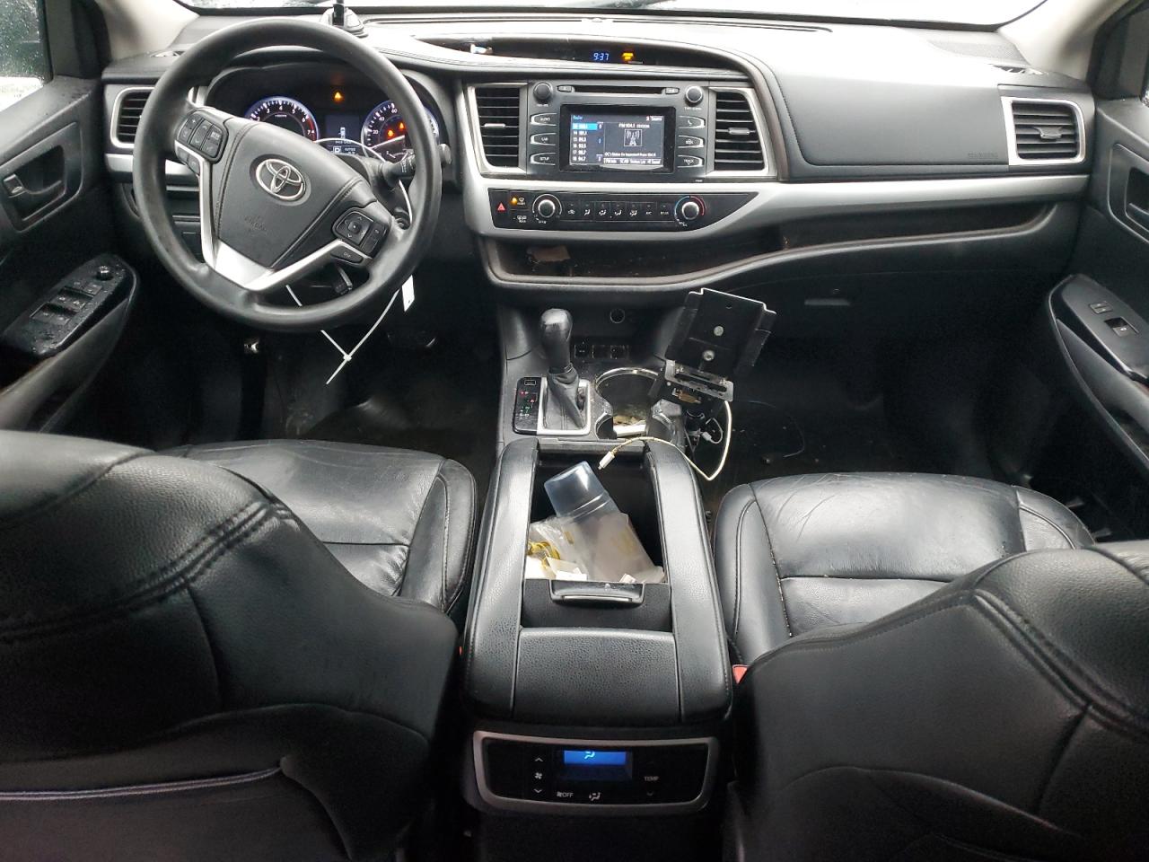 2015 Toyota Highlander - Image 8