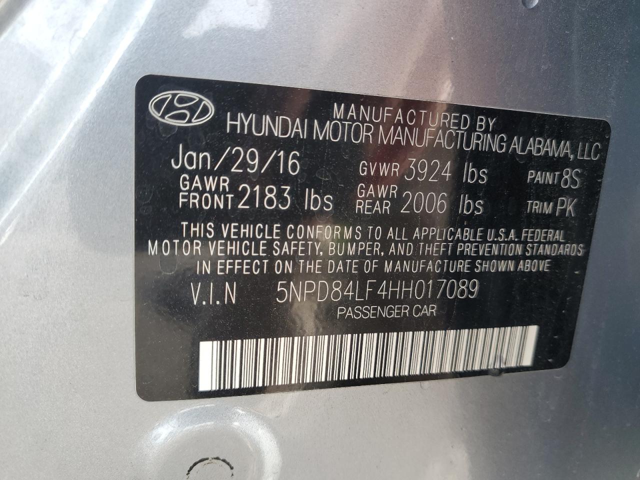 2017 Hyundai Elantra - Image 12
