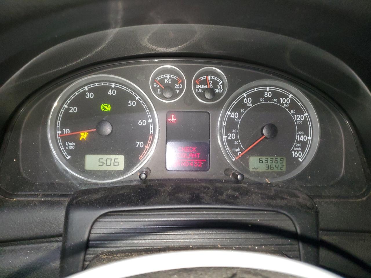 2002 Volkswagen Passat - Image 9