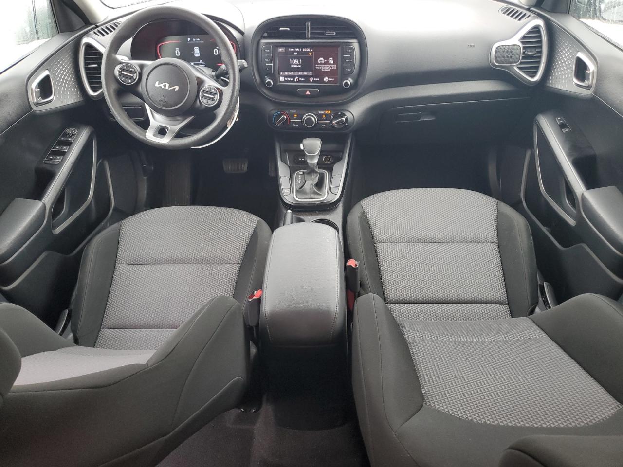 2023 Kia Soul - Image 8