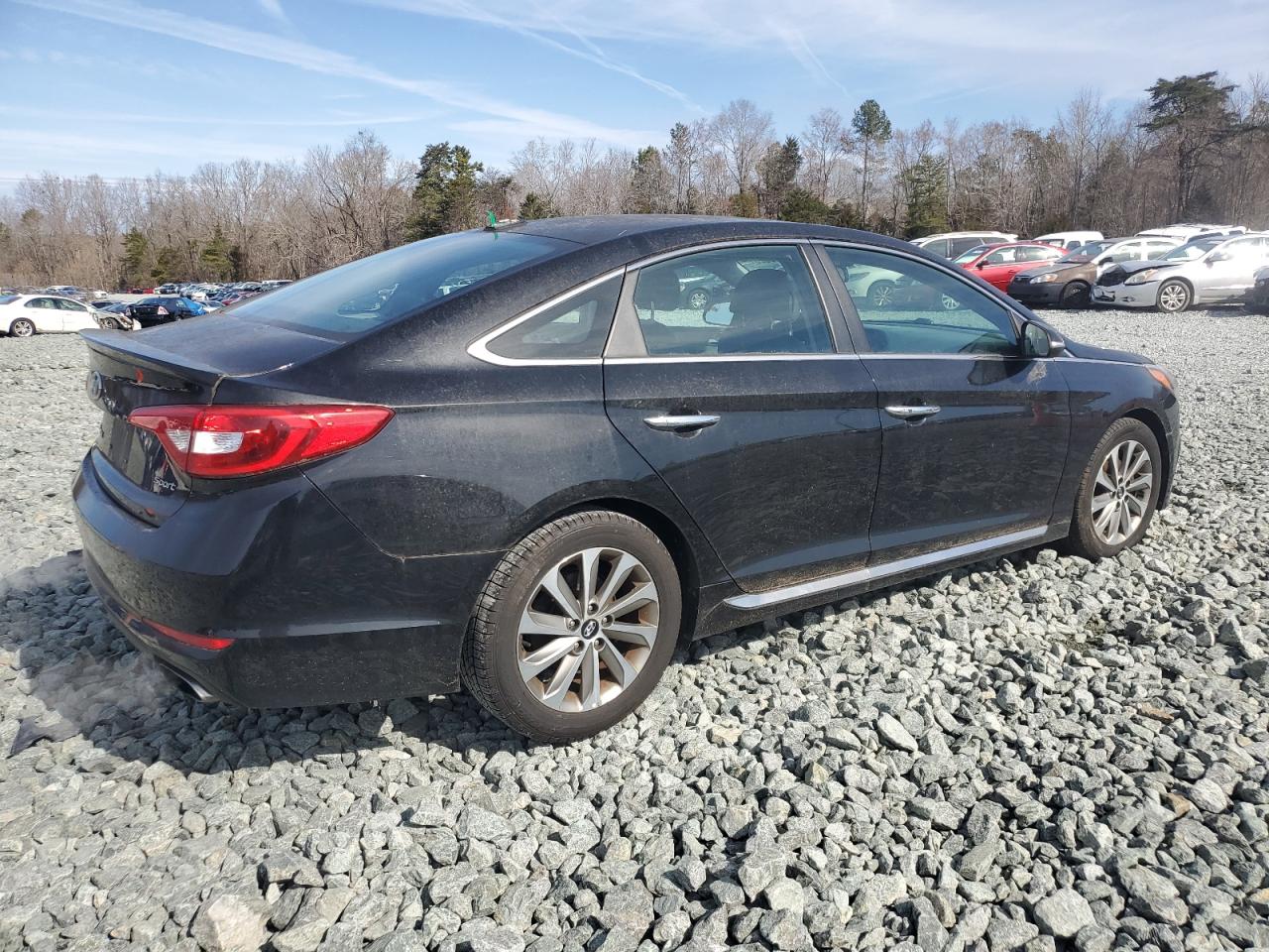 2017 Hyundai Sonata - Image 3