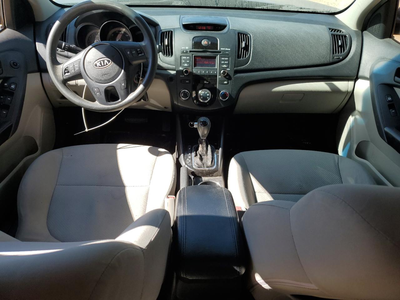 2011 Kia Forte - Image 8