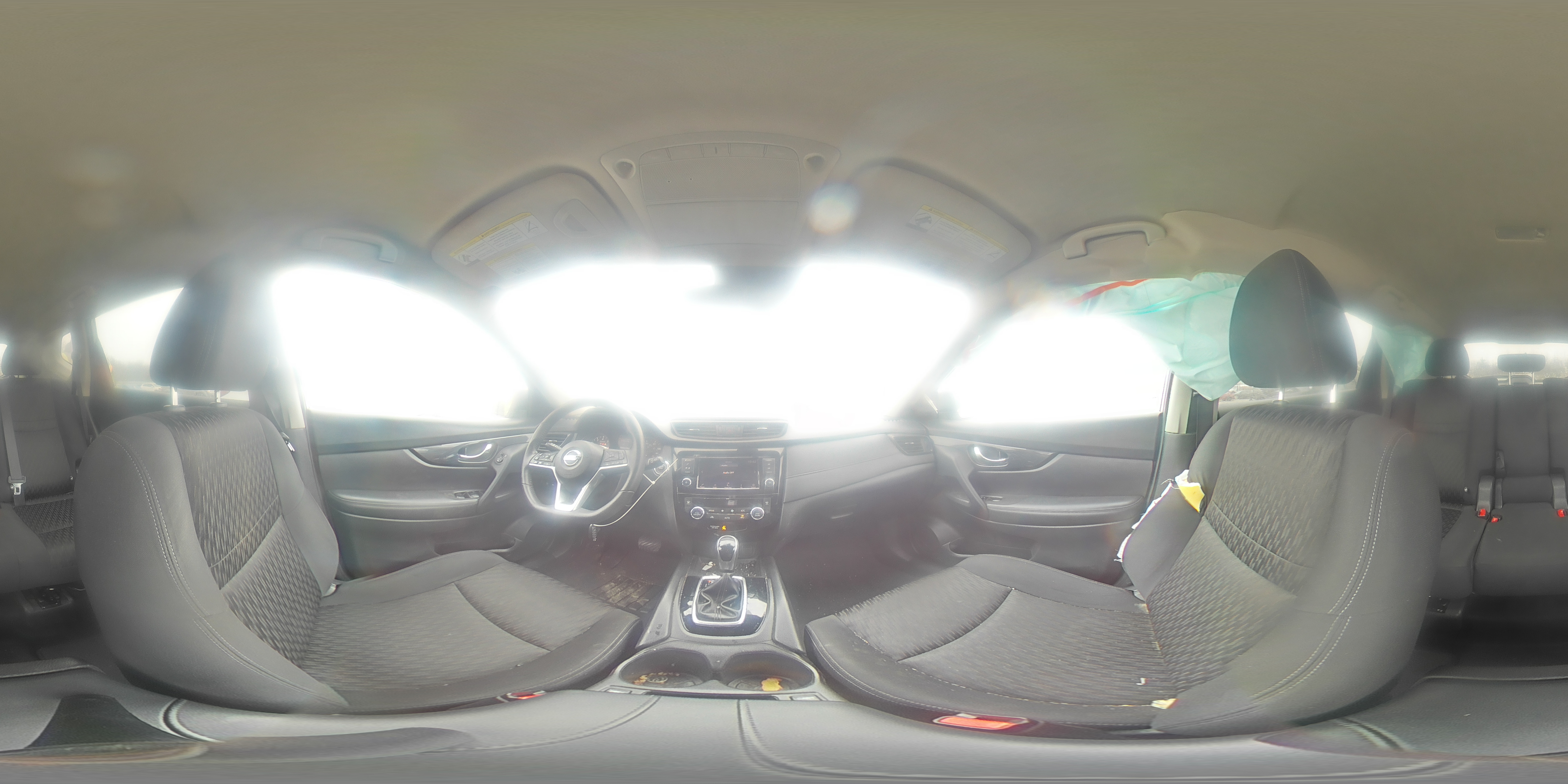 2019 Nissan Rogue - Image 14