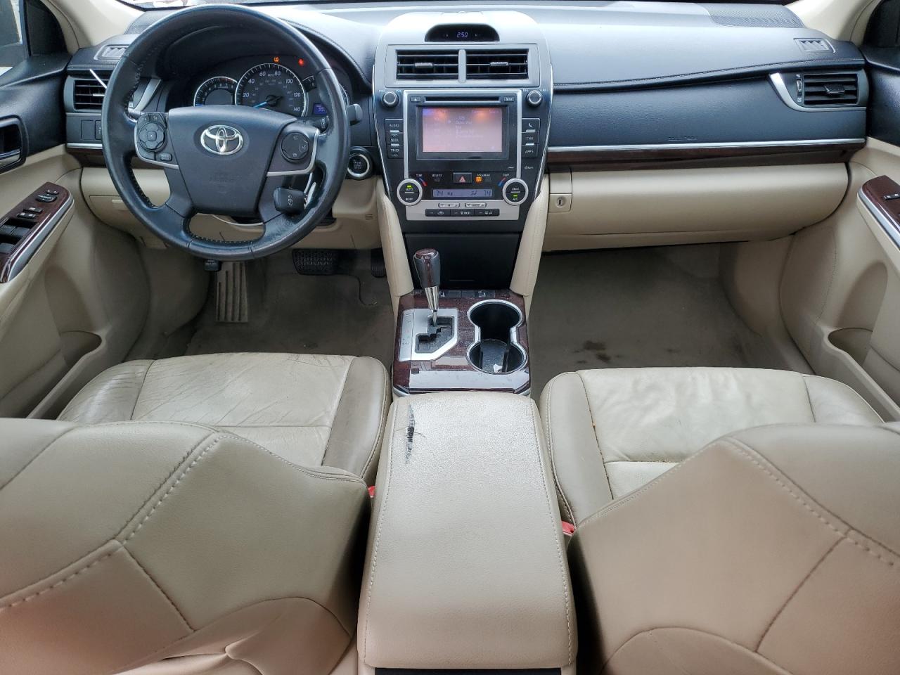2012 Toyota Camry - Image 8
