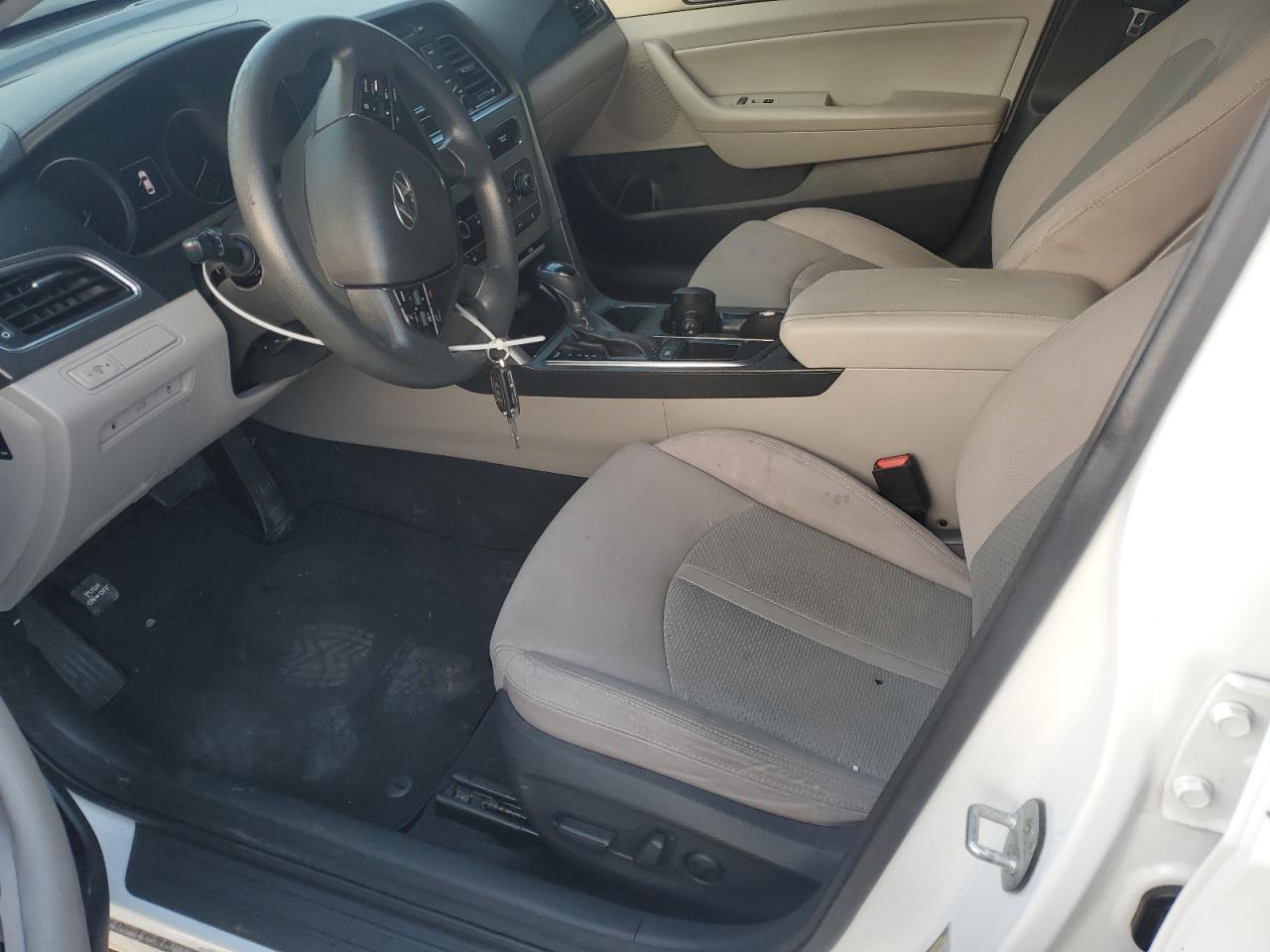 2015 Hyundai Sonata - Image 7