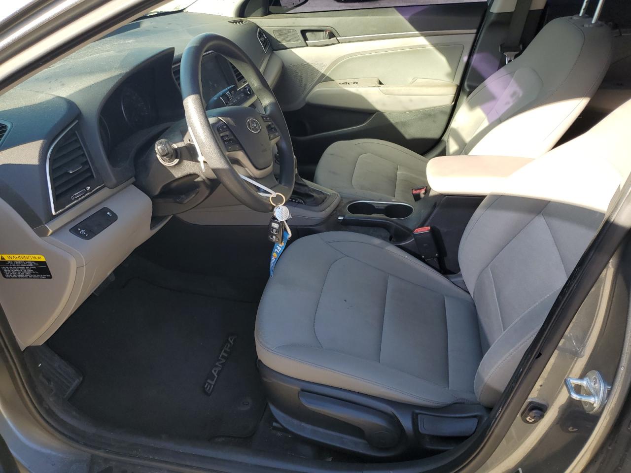 2017 Hyundai Elantra - Image 7