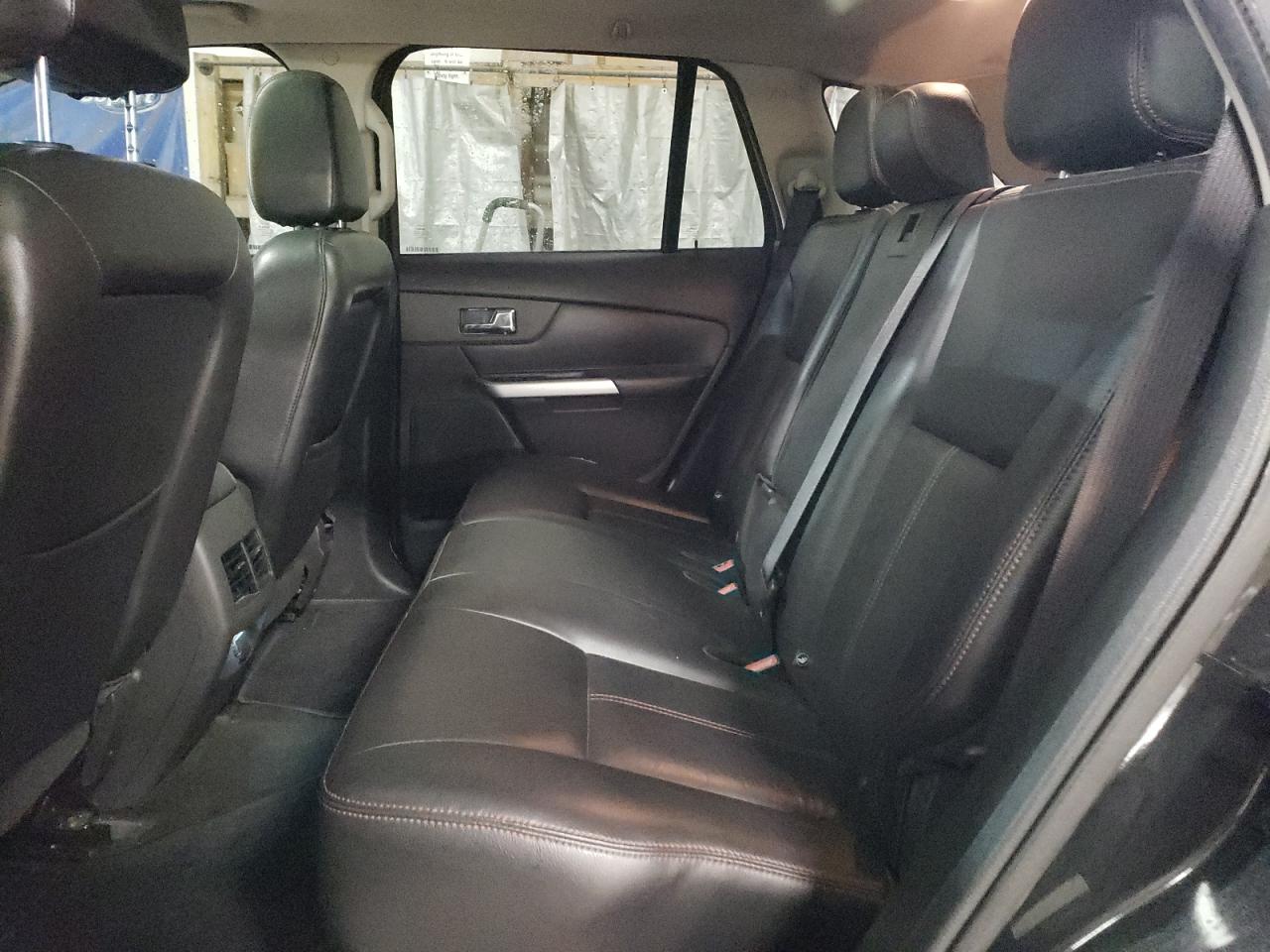 2012 Ford Edge - Image 10