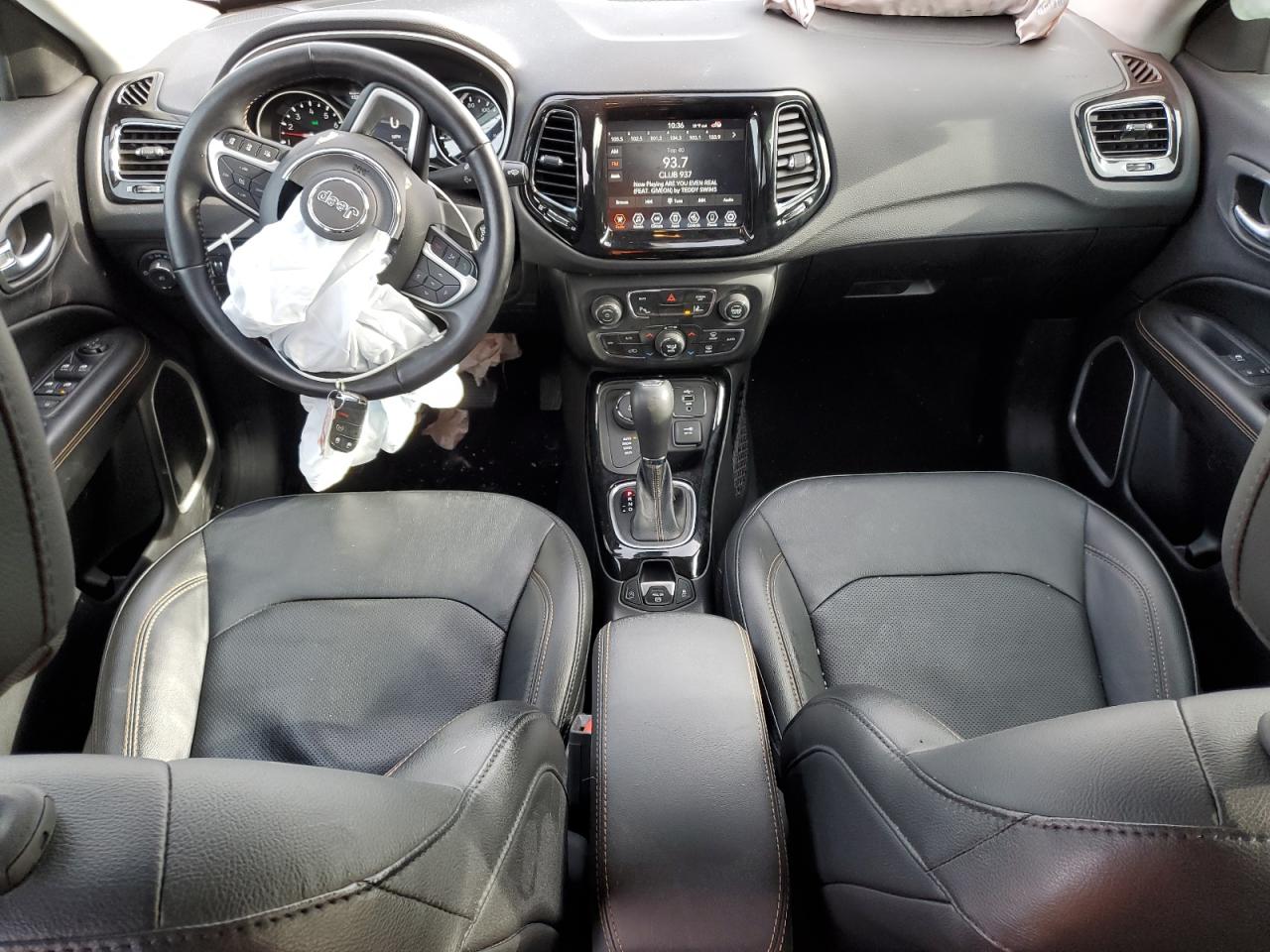 2021 Jeep Compass - Image 8