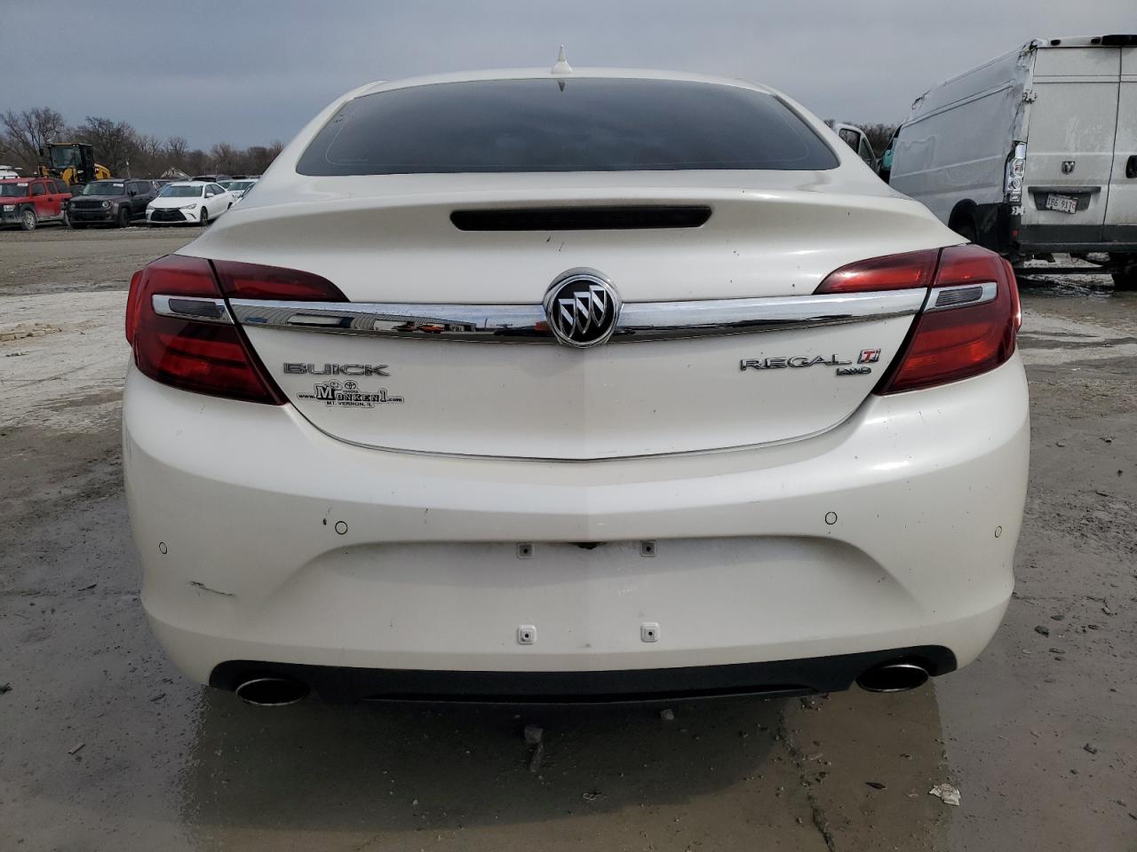 2014 Buick Regal - Image 6