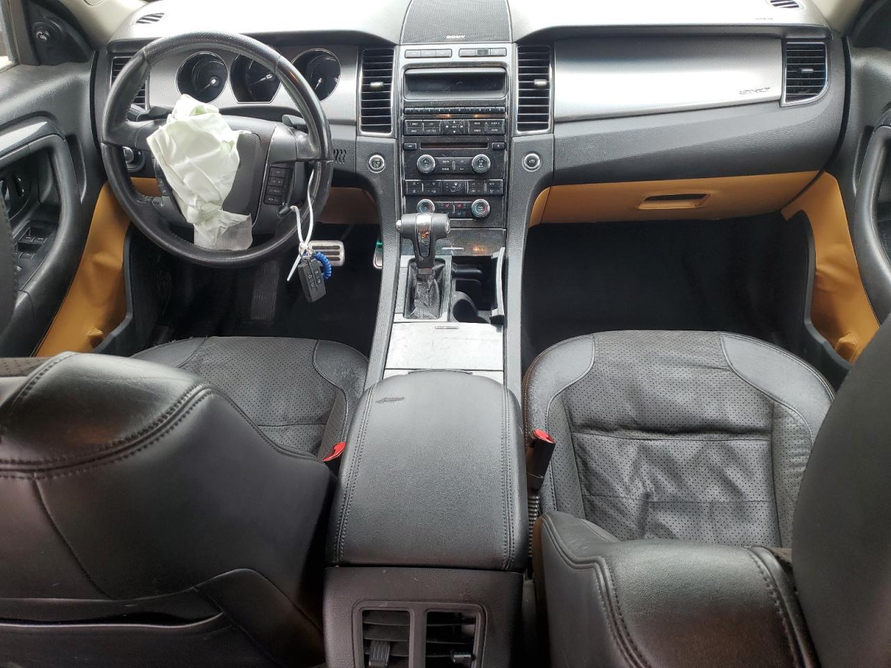 2011 Ford Taurus - Image 8