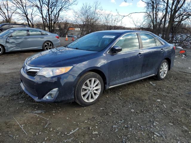 Sedans TOYOTA CAMRY 2014 Blue
