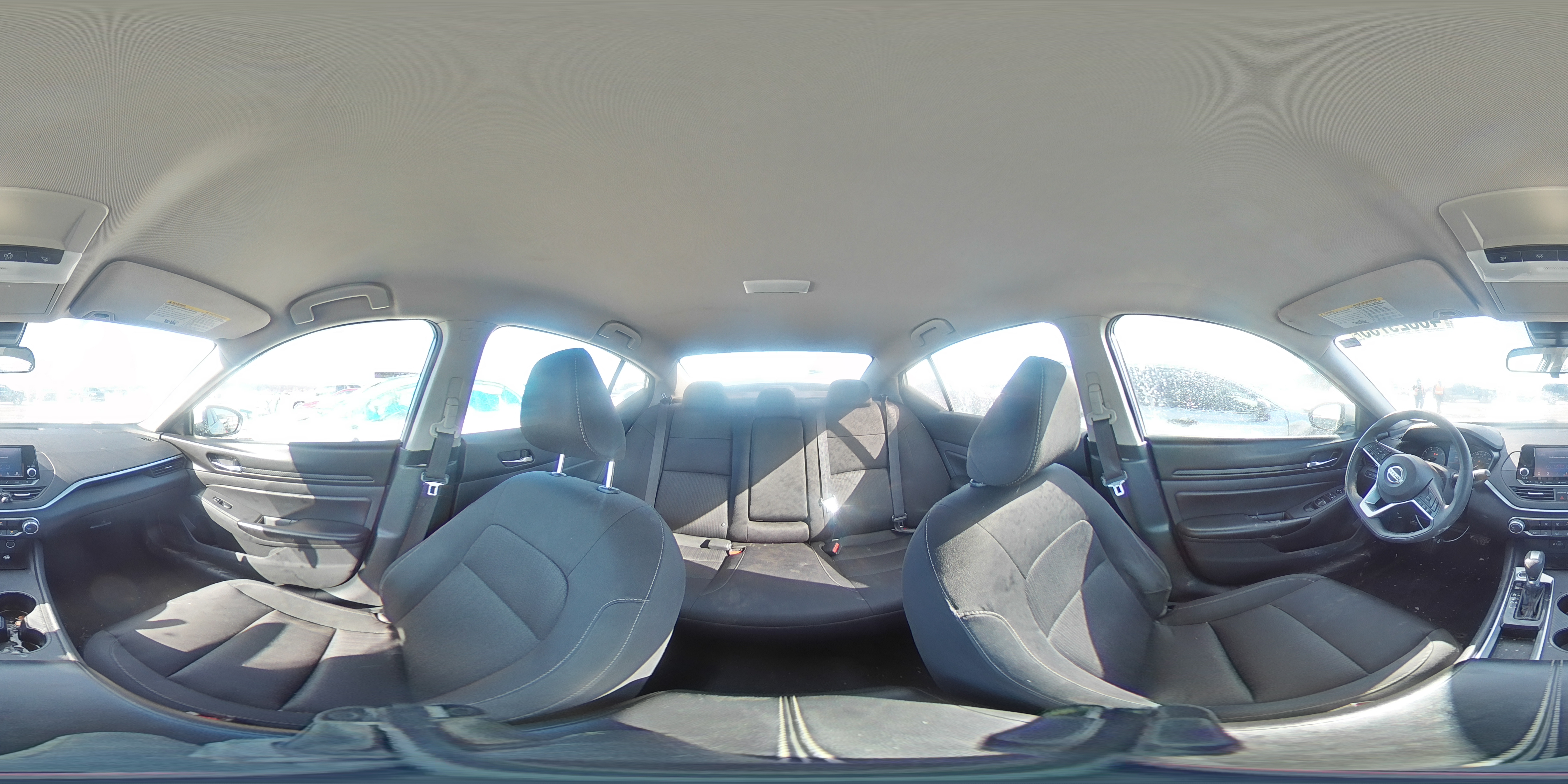 2021 Nissan Altima - Image 12