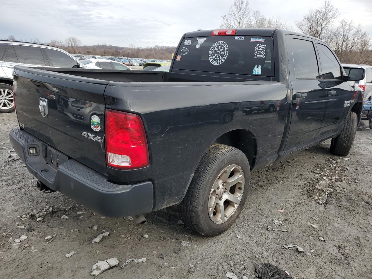 2015 RAM 1500 - Image 3