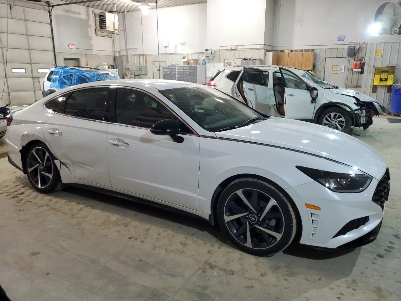 2021 Hyundai Sonata - Image 4