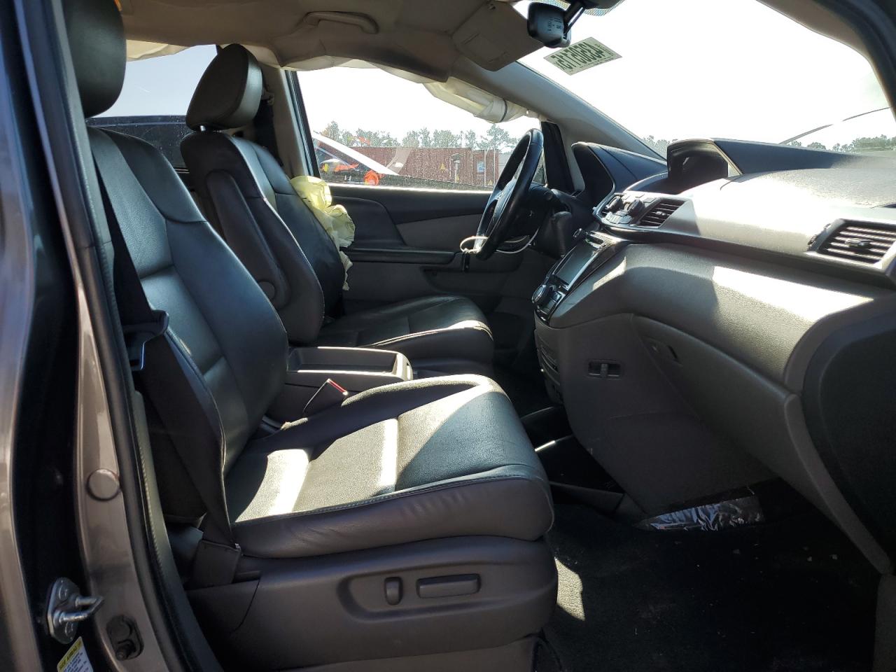 2014 Honda Odyssey - Image 7