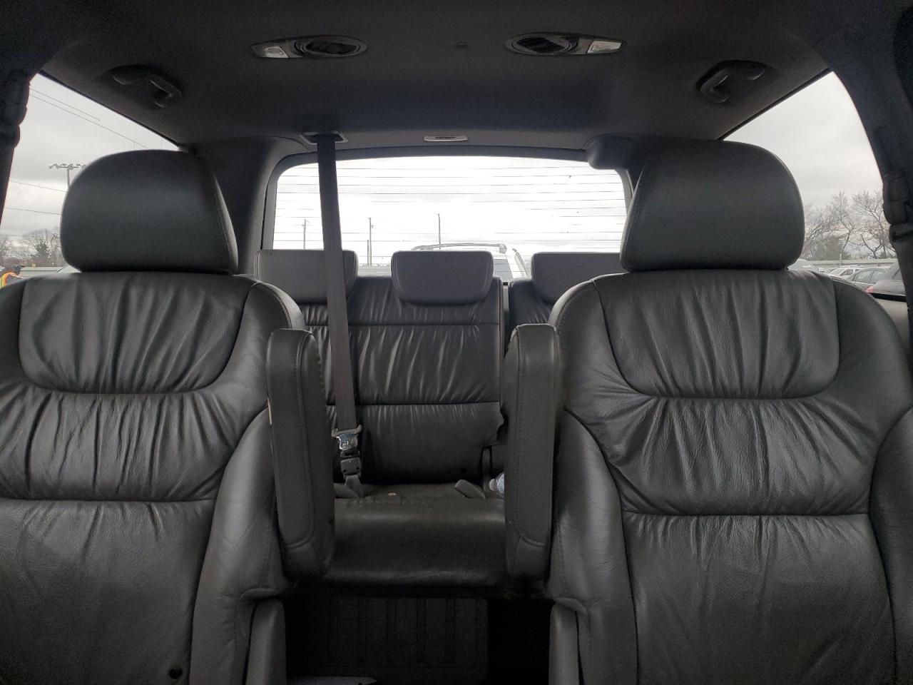 2009 Honda Odyssey - Image 10