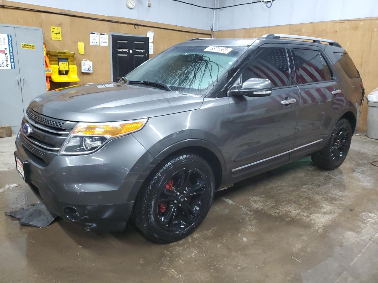2015 Ford Explorer - Image 1