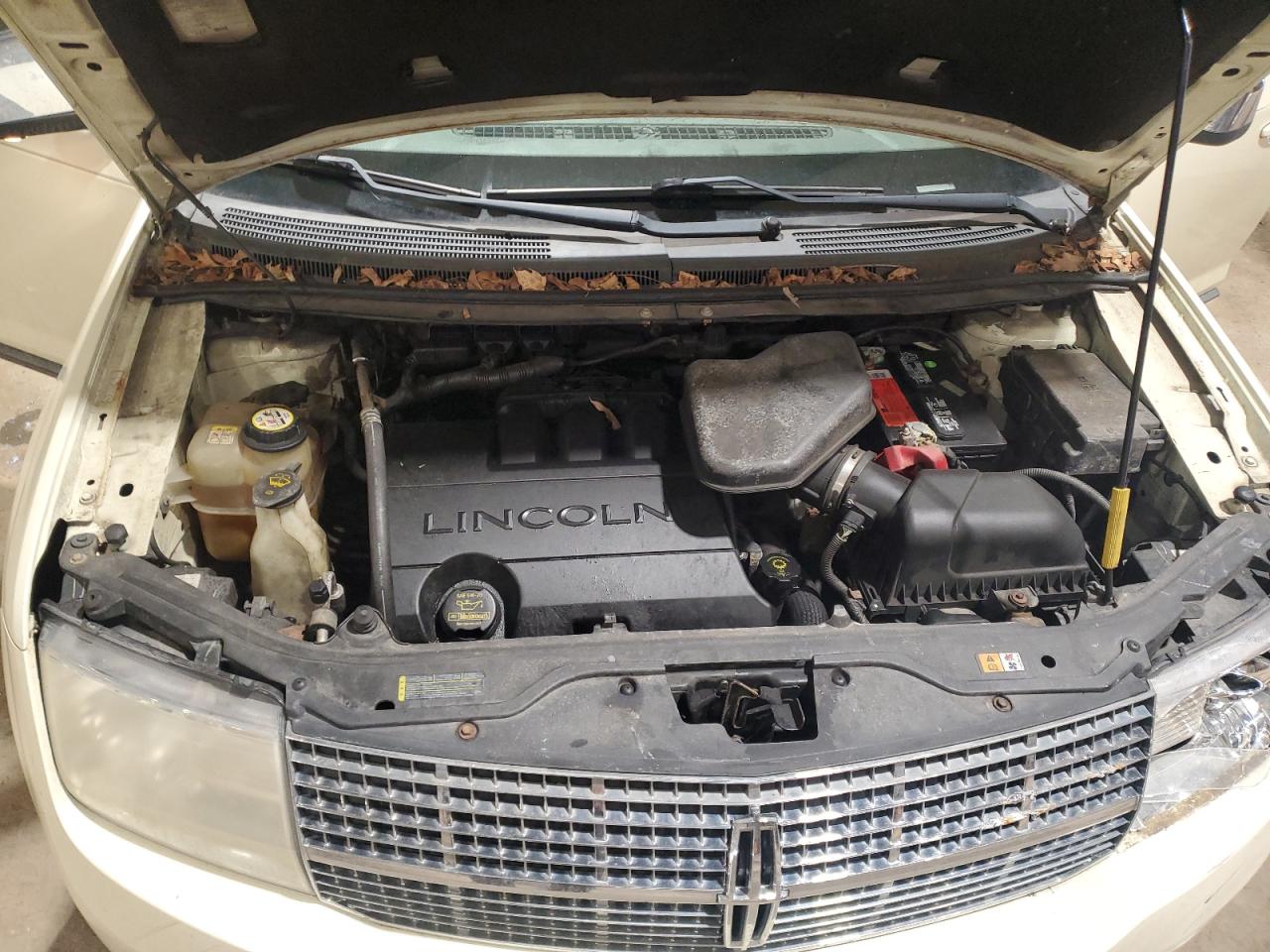 2008 Lincoln MKX - Image 12