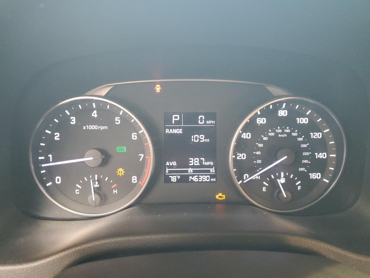 2017 Hyundai Elantra - Image 9
