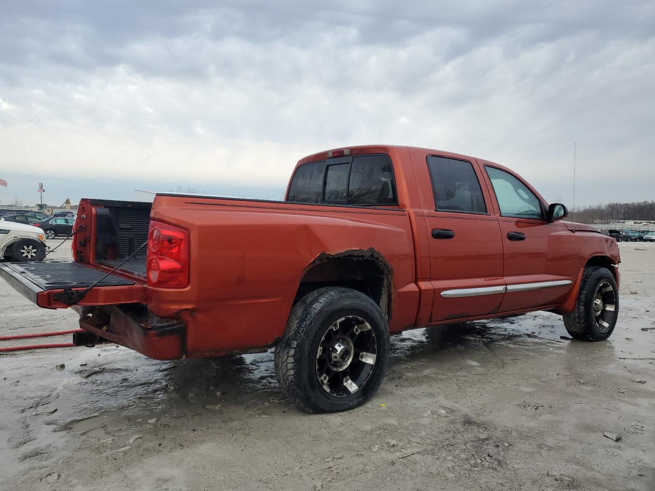 2008 Dodge Dakota - Image 3