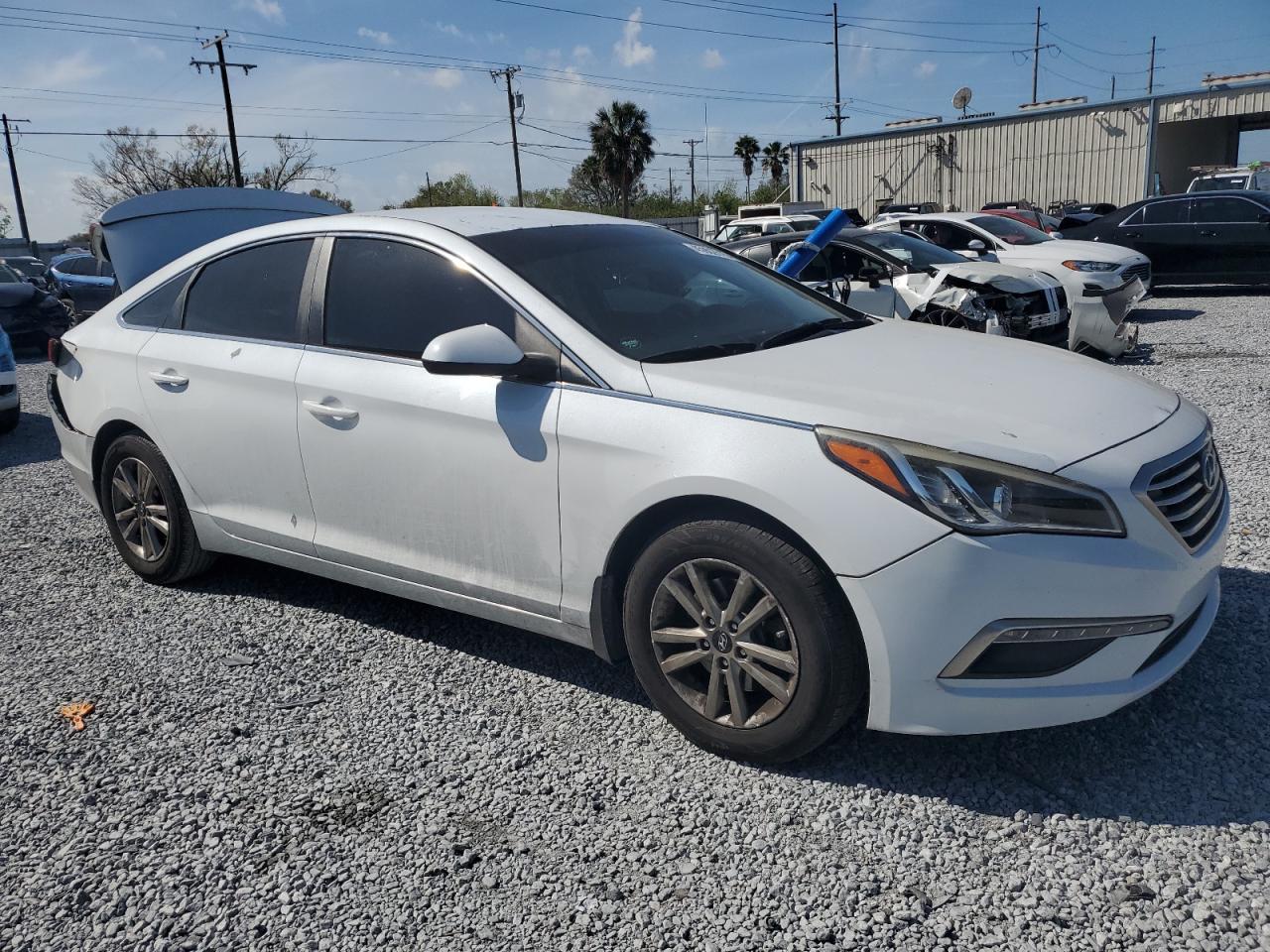 2015 Hyundai Sonata - Image 4