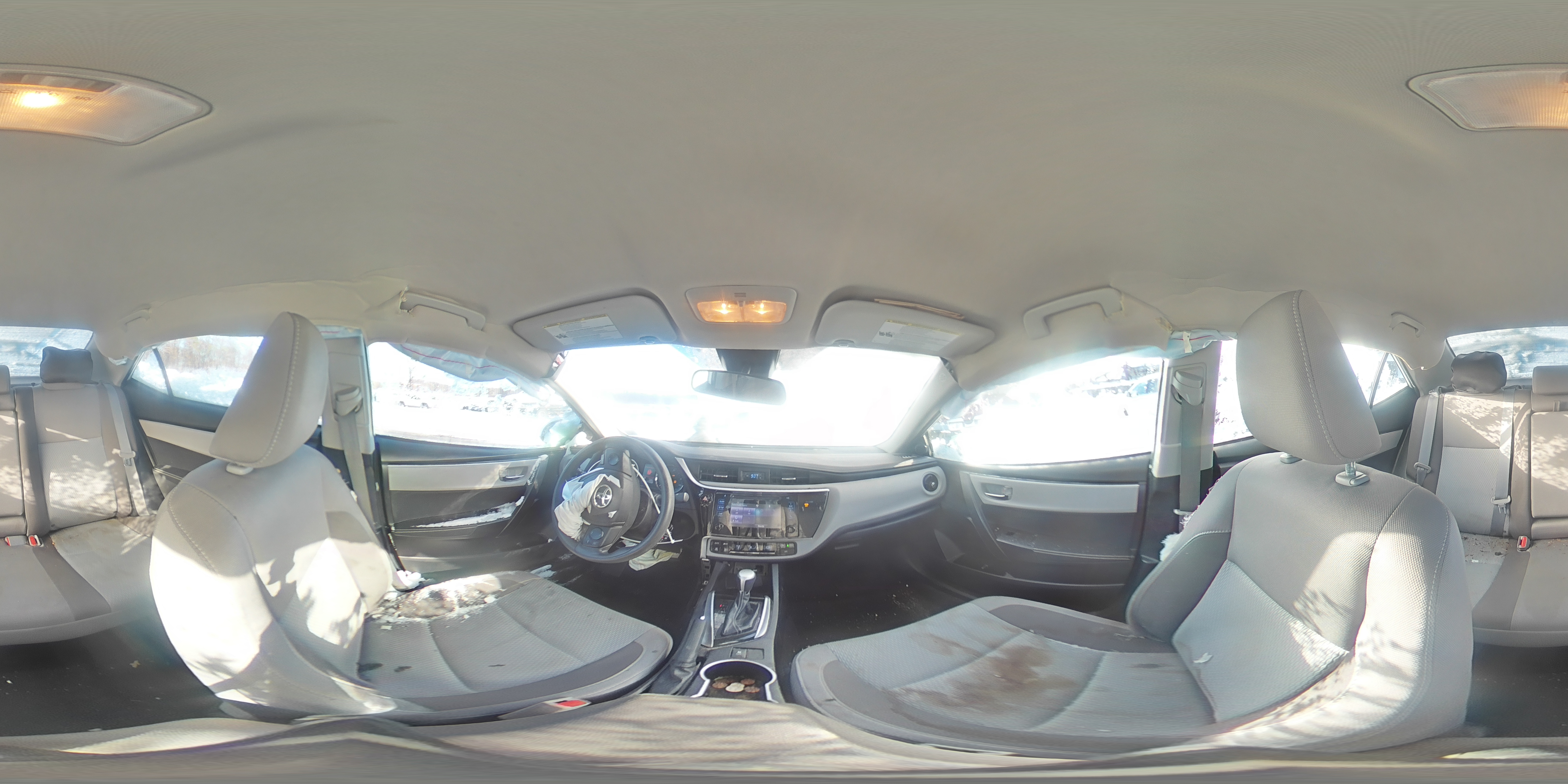 2018 Toyota Corolla - Image 12