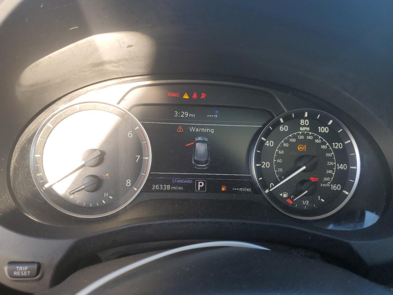 2021 Infiniti QX50 - Image 9